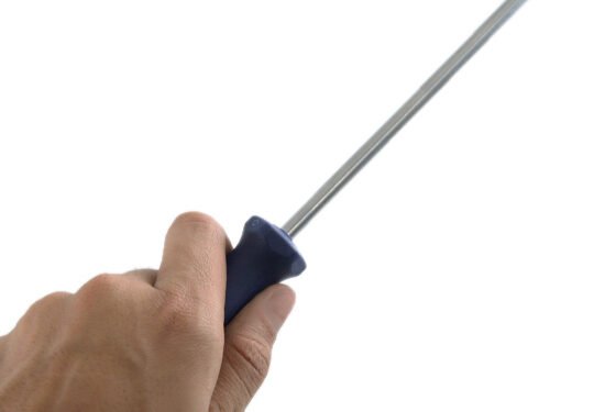 Preso por espancar e agredir mulher com uma chave de fenda no Benedito Bentes