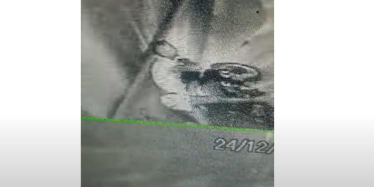 Câmera de segurança registra assassinato de jovem no Jacintinho