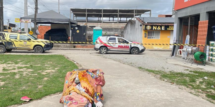 Corpo em carrinho de mão: esposa e dois suspeitos prestam depoimento à Polícia Civil