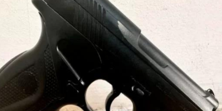 STJ decide que usar arma de brinquedo durante roubo configura ‘grave ameaça’