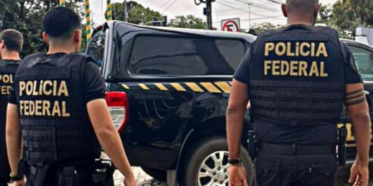 PF localiza e prende estelionatário durante ceia de Natal após foto nas redes sociais
