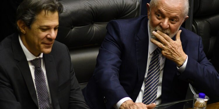 Lula sanciona sem vetos MP que pode impulsionar arrecadação federal Lula sanciona sem vetos MP que pode impulsionar arrecadação federal