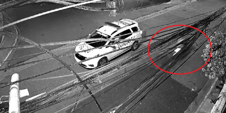 Policiais militares são afastados após dispararem projétil de airsoft e atingirem criança de 1 ano