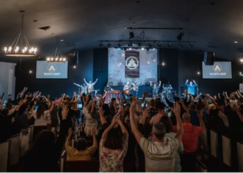 Igreja paga quase US$ 8 milhões em dívida médica da comunidade: ‘Doar é uma alegria’