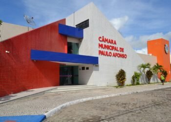 Após negar cargos e contratos, prefeito Mário Galinho enfrenta articulação de vereadores para “engessar” orçamento de 2026 Após negar cargos e contratos, prefeito Mário Galinho enfrenta articulação de vereadores para “engessar” orçamento de 2026