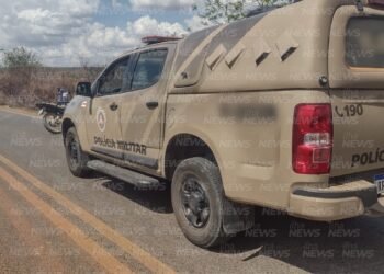 Homem é preso tentando fugir a cavalo após agredir a esposa em Paulo Afonso