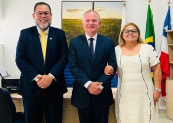 Mudança na Presidência da OAB Subseção Paulo Afonso: Dr. Fábio Rangel Sucede Dr. Rodrigo Coppieters