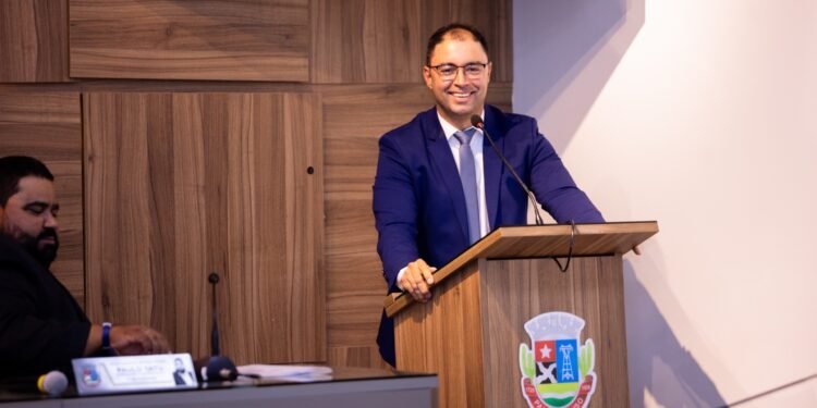 Mário Galinho exonera mais de 900 servidores comissionados da Prefeitura de Paulo Afonso; veja lista